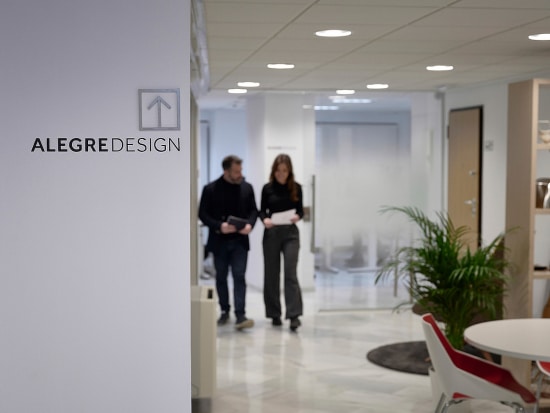 Arterofotografos es un estudio especializado en Fotografía publicitaria en Valencia, fotografia de producto profesional, estudio de fotografia en valencia, fotografia de interiorismo, fotografia de alimentacion, produccion de video corporativo en valencia, fotografia profesional de alta calidad