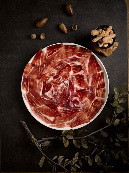 Arterofotografos es un estudio especializado en Fotografía publicitaria en Valencia, fotografia de producto profesional, estudio de fotografia en valencia, fotografia de interiorismo, fotografia de alimentacion, produccion de video corporativo en valencia, fotografia profesional de alta calidad