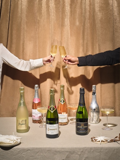 Arterofotografos es un estudio especializado en Fotografía publicitaria en Valencia, fotografia de producto profesional, estudio de fotografia en valencia, fotografia de interiorismo, fotografia de alimentacion, produccion de video corporativo en valencia, fotografia profesional de alta calidad