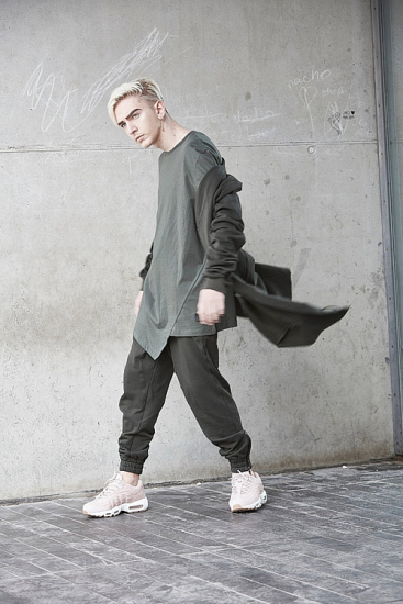 Arterofotografos es un estudio especializado en Fotografía publicitaria en Valencia, fotografia de producto profesional, estudio de fotografia en valencia, fotografia de interiorismo, fotografia de alimentacion, produccion de video corporativo en valencia, fotografia profesional de alta calidad