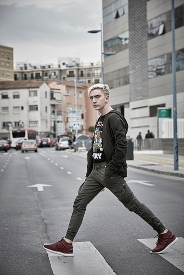 Arterofotografos es un estudio especializado en Fotografía publicitaria en Valencia, fotografia de producto profesional, estudio de fotografia en valencia, fotografia de interiorismo, fotografia de alimentacion, produccion de video corporativo en valencia, fotografia profesional de alta calidad