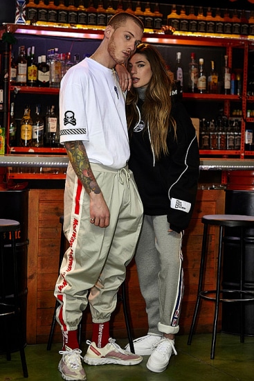 Arterofotografos es un estudio especializado en Fotografía publicitaria en Valencia, fotografia de producto profesional, estudio de fotografia en valencia, fotografia de interiorismo, fotografia de alimentacion, produccion de video corporativo en valencia, fotografia profesional de alta calidad