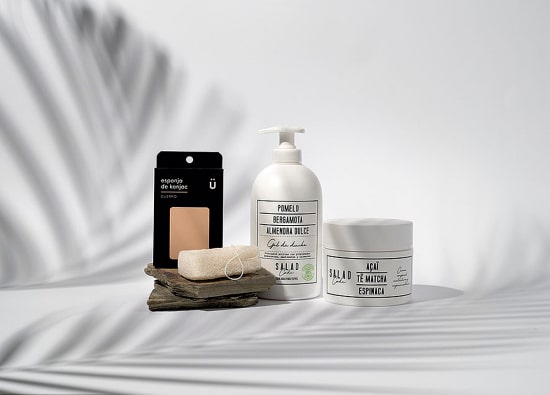 Arterofotografos es un estudio especializado en Fotografía publicitaria en Valencia, fotografia de producto profesional, estudio de fotografia en valencia, fotografia de interiorismo, fotografia de alimentacion, produccion de video corporativo en valencia, fotografia profesional de alta calidad